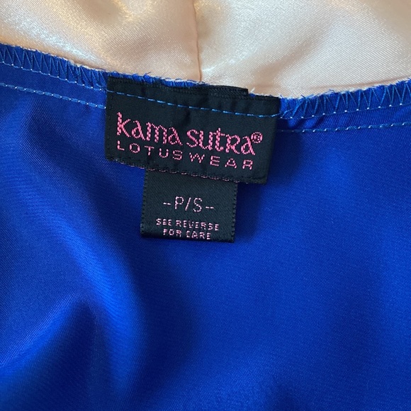 Satin Kama Sutra Lotus Wear Robe Royal Blue and Pink Size Small - Picture 4 of 7